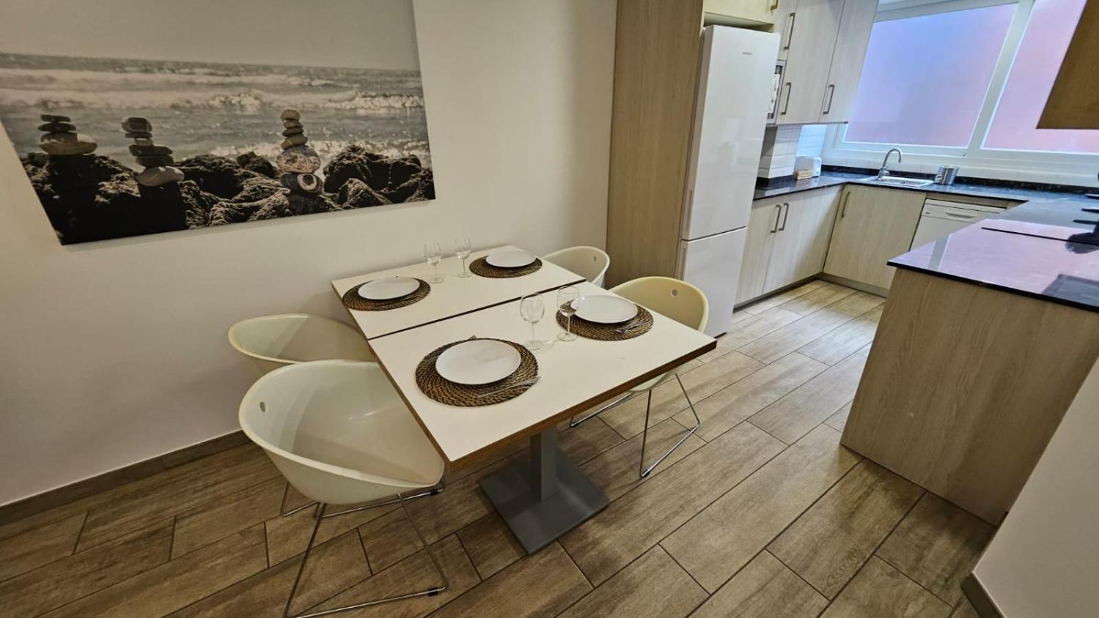 Luminoso Apartamento 6 Personas Pueblo Nuevo Madrid Exteriér fotografie