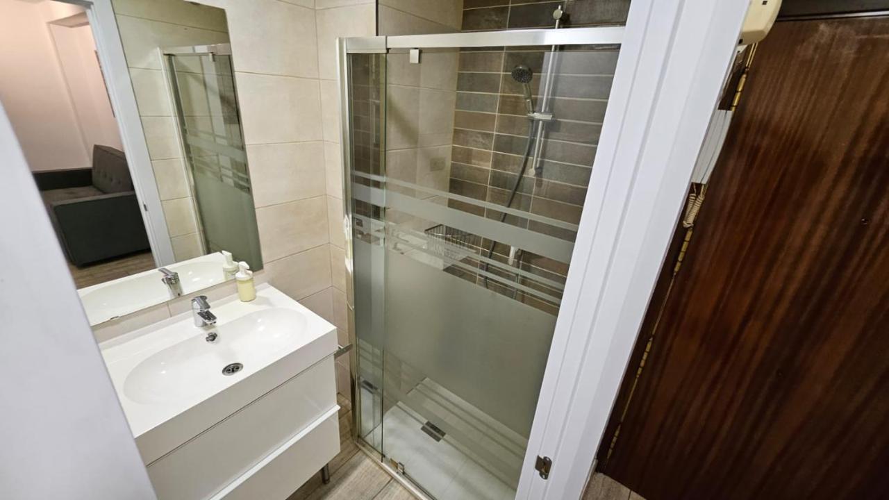 Luminoso Apartamento 6 Personas Pueblo Nuevo Madrid Exteriér fotografie